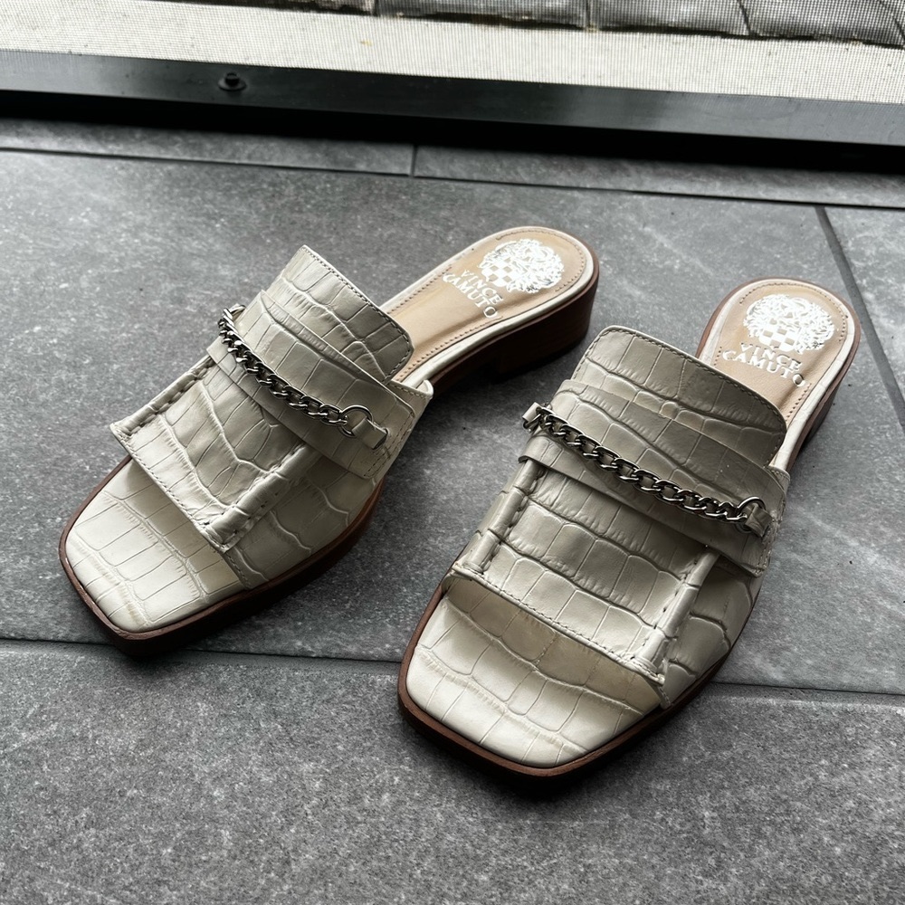 Vince Camuto slip on shoes